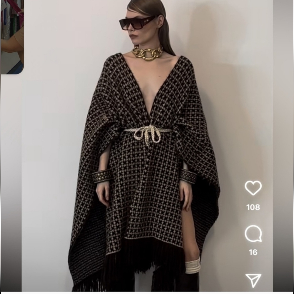 ZARA BROWN JACQUARD KNIT CAPE WITH FRINGING One Size